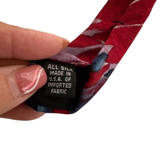 JT Beckett Silk Tie Red Blue Abstract Mens Necktie USA Office Work Formal Gift - Picture 6 of 9